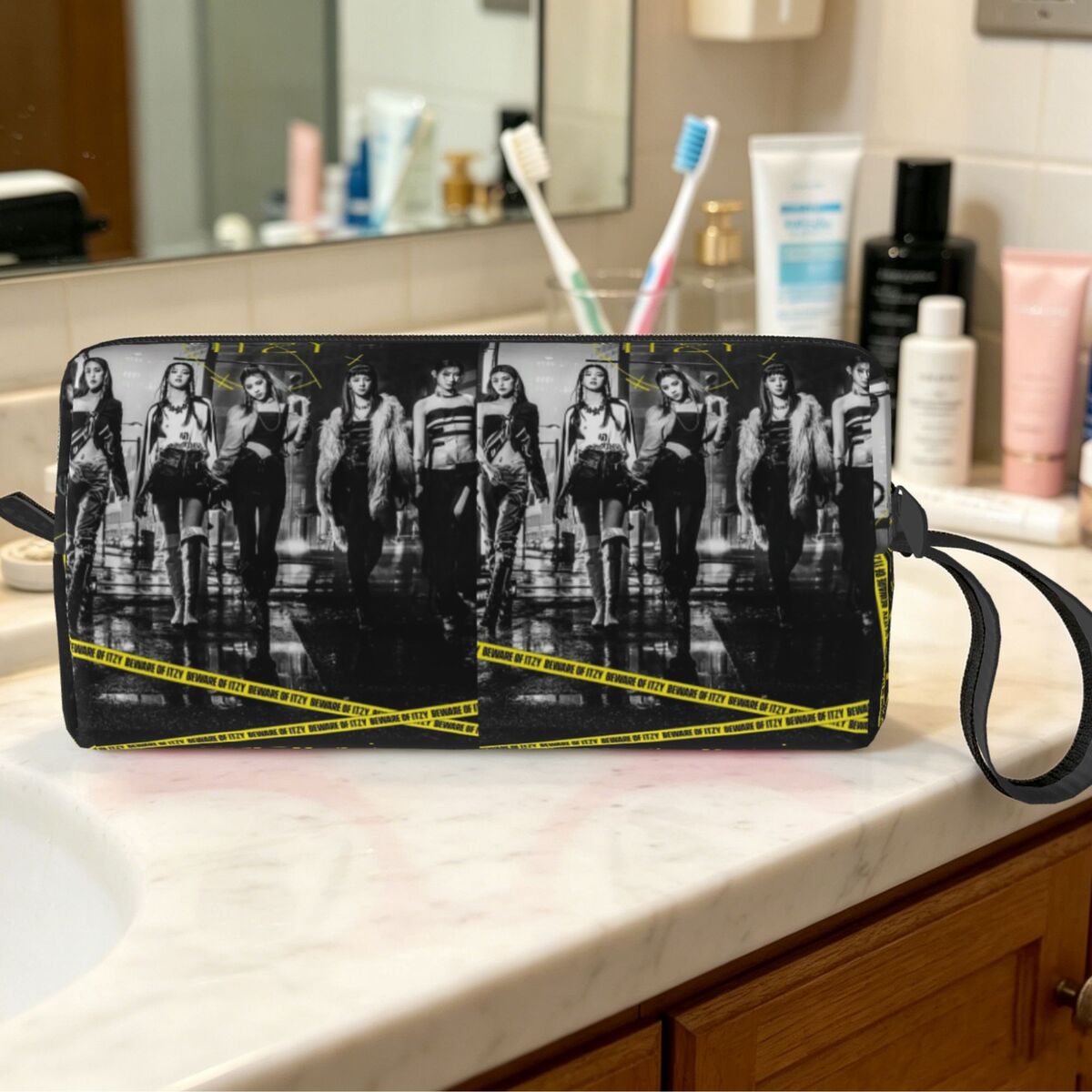 Beauty Makeup Kit For Girls - Kpop Itzy-Girl Group Idol Makeup Bag